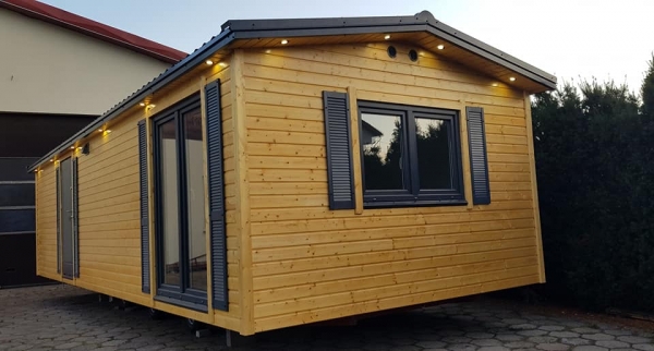 Mobile house 10m x 4m